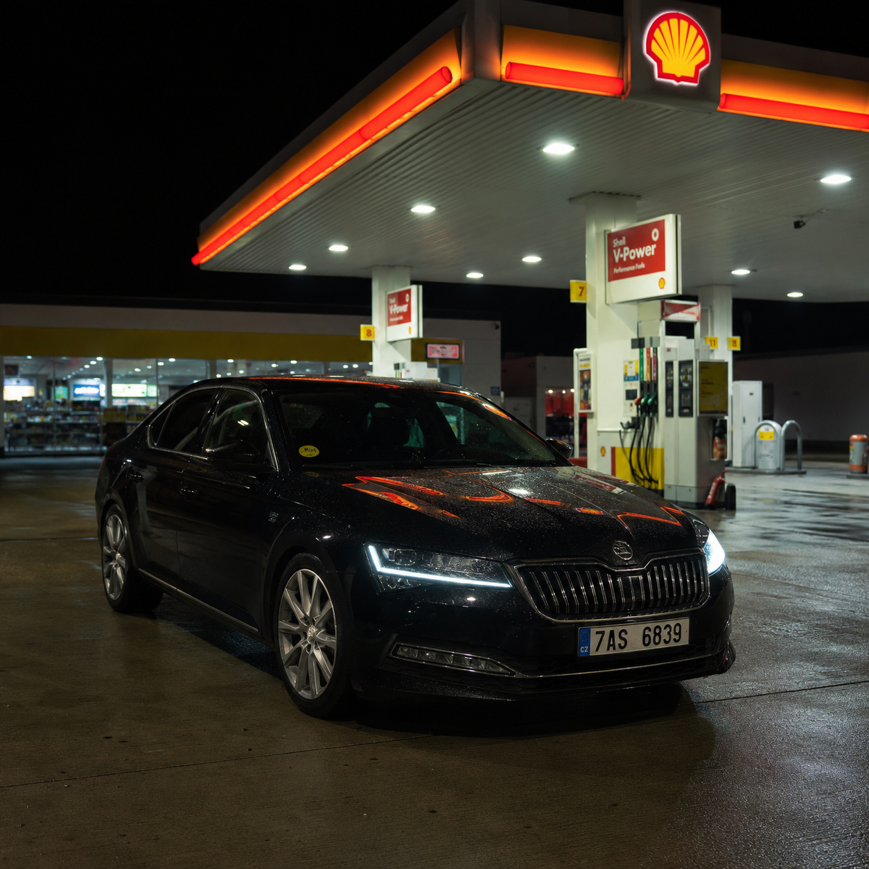 Škoda Superb III 5 500 Kč/týden